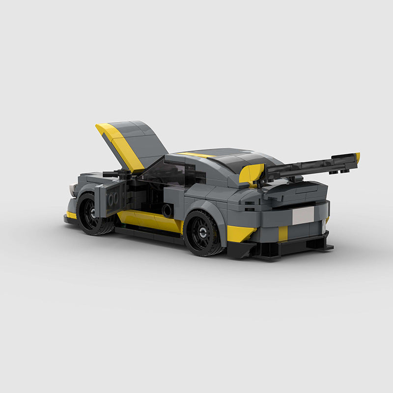 Mercedes C63 AMG V2